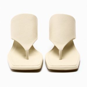 ZARA HIGH-HEEL LEATHER SANDALS WITH TOE DIVIDER